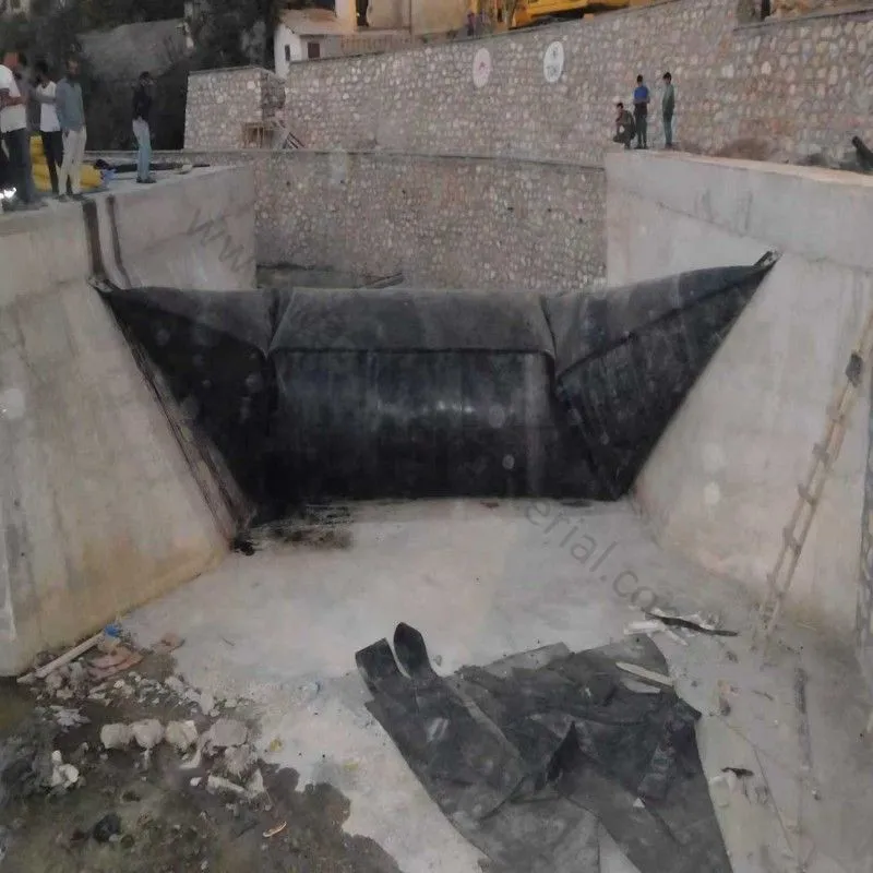 Inflatable flexible membrane dam (EDPM)